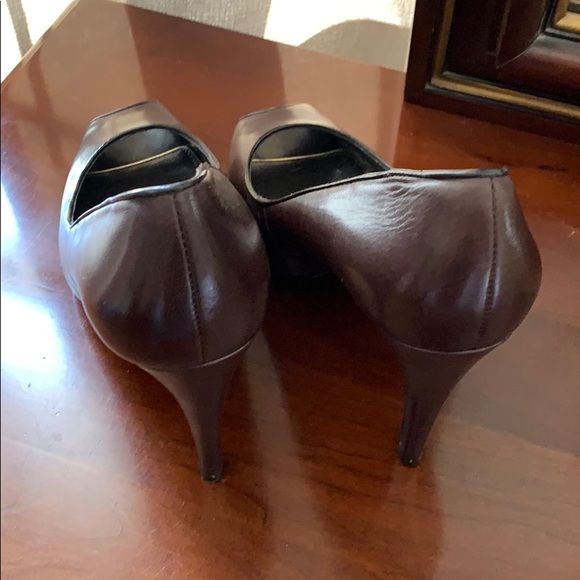 Dark Brown Ralph Lauren peep toe heels. 9m - Picture 3 of 7